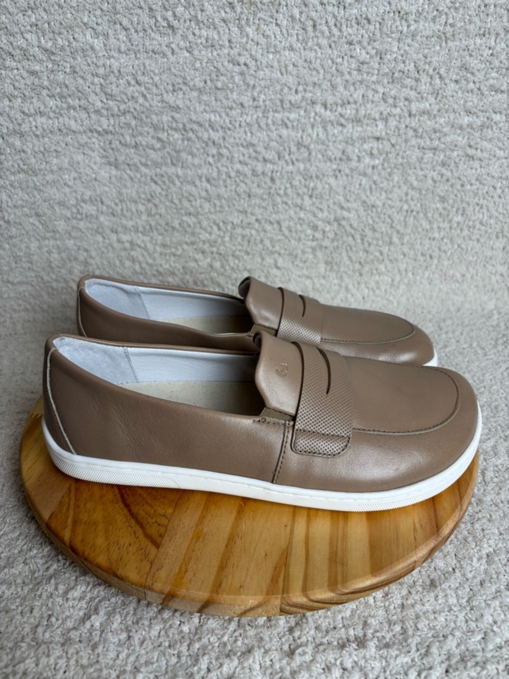 Be Lenka Shoes Women 7 Latte Brown Napa Leather Barefoot Moccasin Penny Loafer